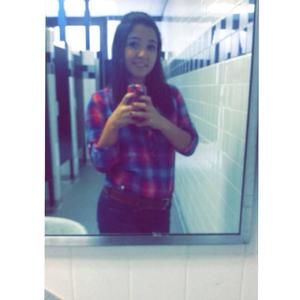 Meet your Posher, Emeriza