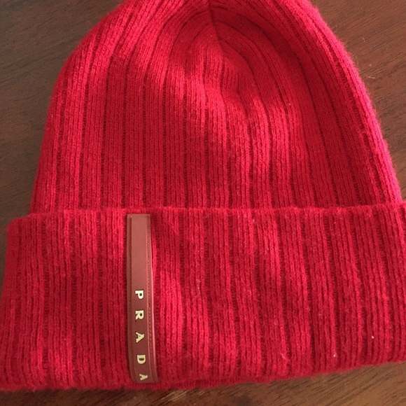 Prada ski hat sz small