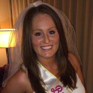 Meet your Posher, Carly