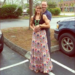 Beautiful & well made max skirt.