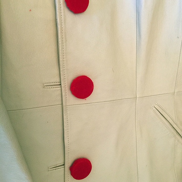 Button Slips (Red Velvet) - Picture 3 of 3
