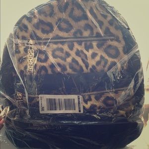 Cheetah bag pack