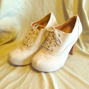 Lace up platform heel booties