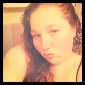 Meet your Posher, Cassandra