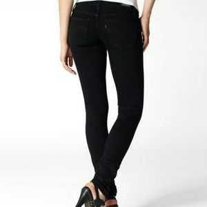Levis black super skinny jeans