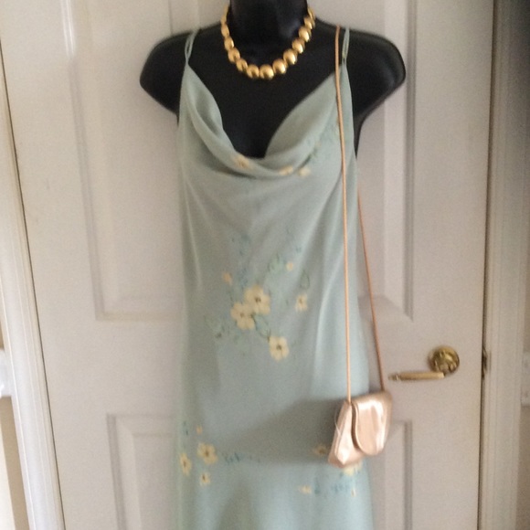 Ready for spring or great for cruise!