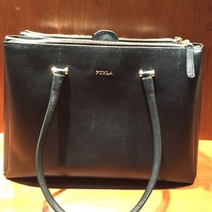 Black Furla Linda Carry-All