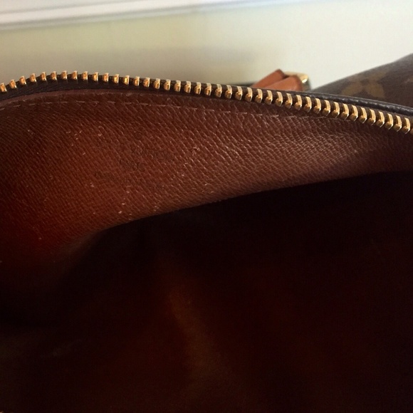 Louis Vutton - Picture 4 of 4