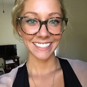 Meet your Posher, Adrian