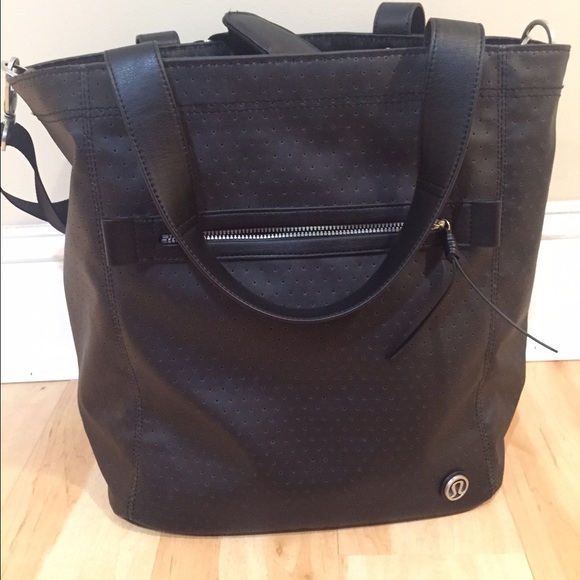 lululemon athletica Handbags - Lululemon tote