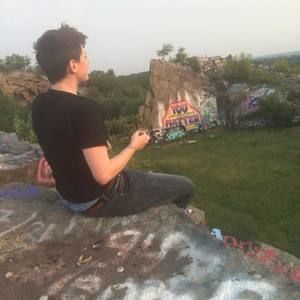 Meet your Posher, Cecelia