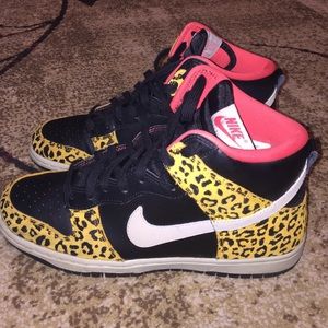 Women's Leopard Nike Dunks
