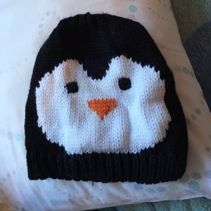 Adorable penguin beanie