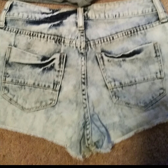 Short ****bundle**** - Picture 2 of 3