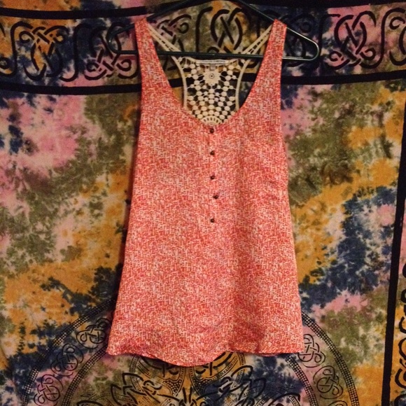Peach and lace patterned tank