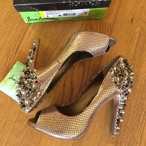 Sam Edelman Lorissa Pump - size 8 - in Egypt Gold!