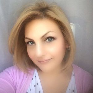 Meet your Posher, Jennifer