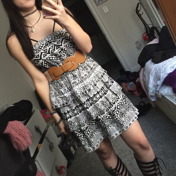 SOLD Belted Mini Dress✨ - Picture 3 of 3