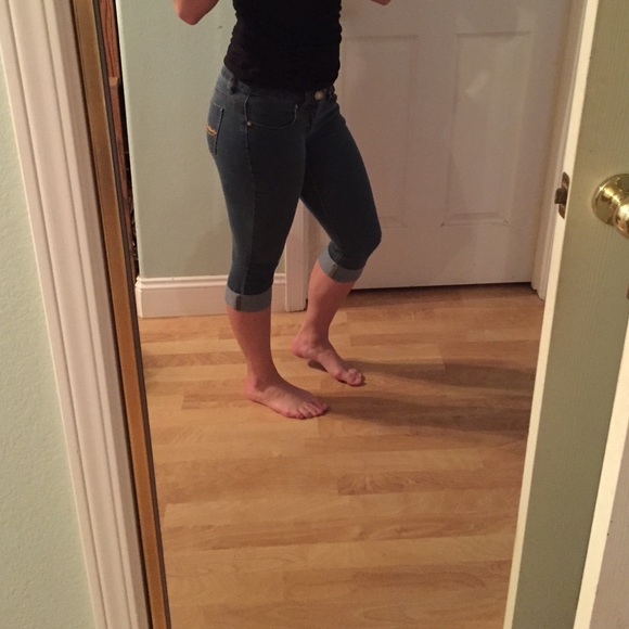 Dark Wash Jean Capris