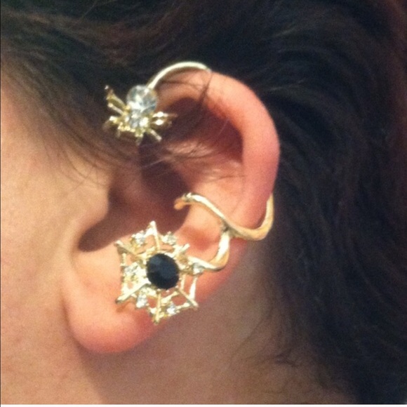 Spider Cobweb Earcuff with post - Picture 4 of 7