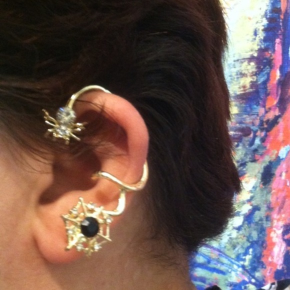 Spider Cobweb Earcuff with post - Picture 3 of 7