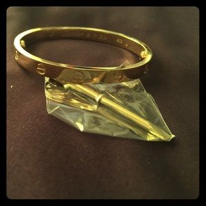 7" yellow gold love bangle