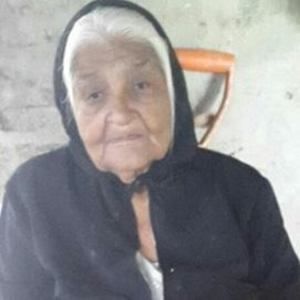 Meet your Posher, Perla