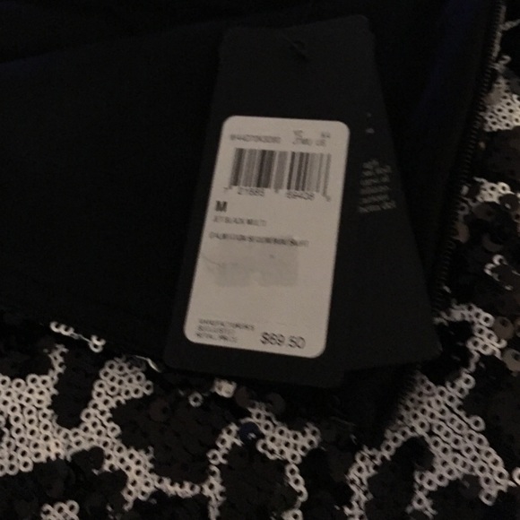 Guess? Sequin Dalmatian mini skirt - Picture 3 of 3