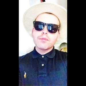 Meet your Posher, Enrique