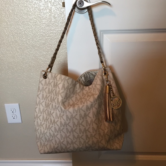 Michael Kors purse
