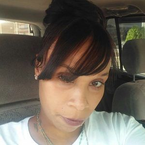 Meet your Posher, Latoya