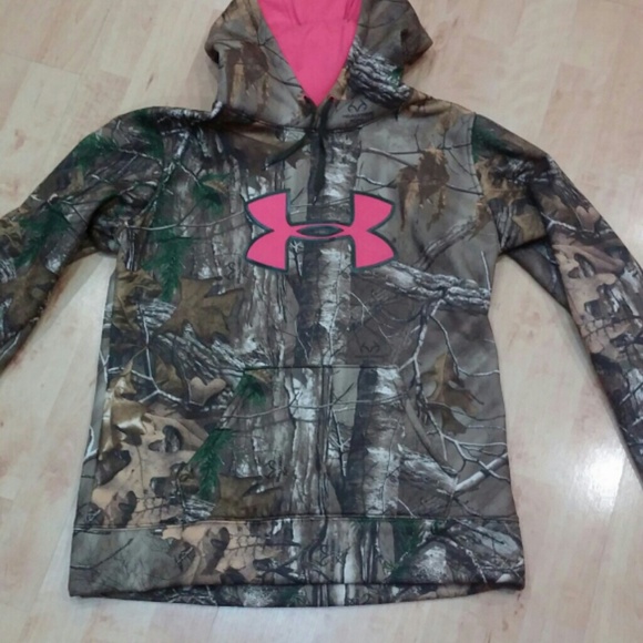 Under armour camo hoodie