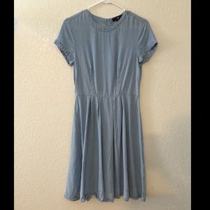 Light denim h&m dress size 6 - fits like a small