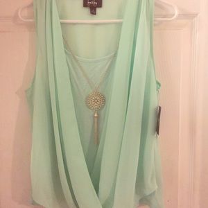 Mint green top NWT