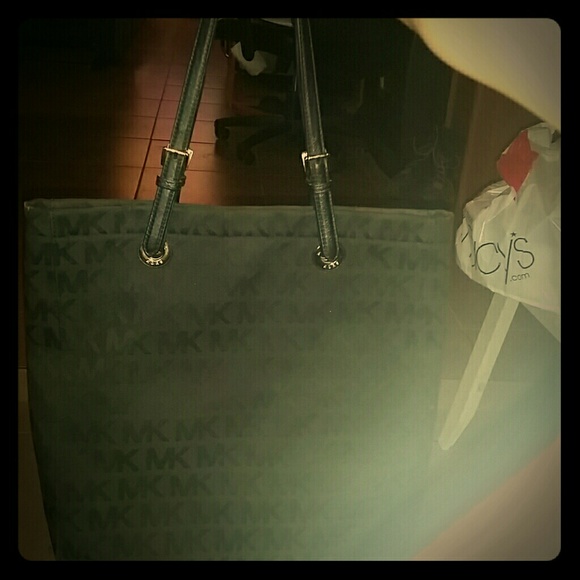 Michael Kors Black Jet Set