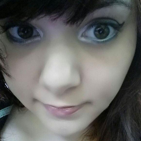 Meet your Posher, Cat