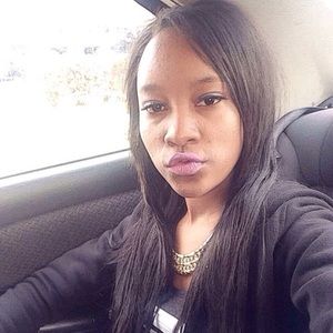 Meet your Posher, Candance