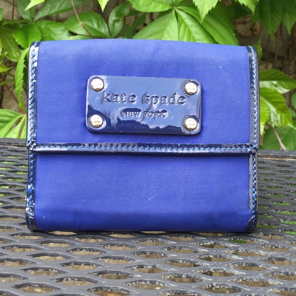 Kate Spade Pop Taryn French Wallet