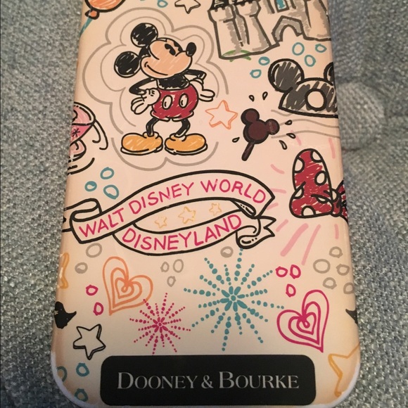 Dooney & Bourke Accessories - Dooney&Bourke vintage Walt Disney world phone case