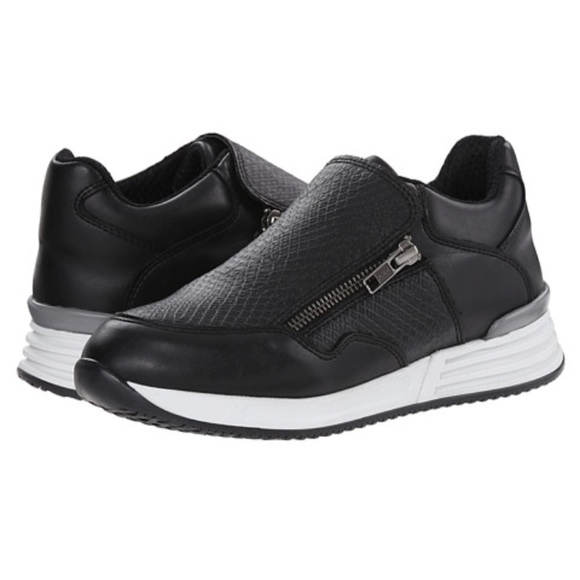 FIRM$❗️Steve Madden Sneakers🔷RETAIL $90🔷 - Picture 2 of 4