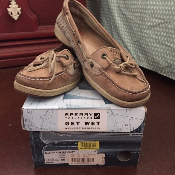 Sperry topsiders