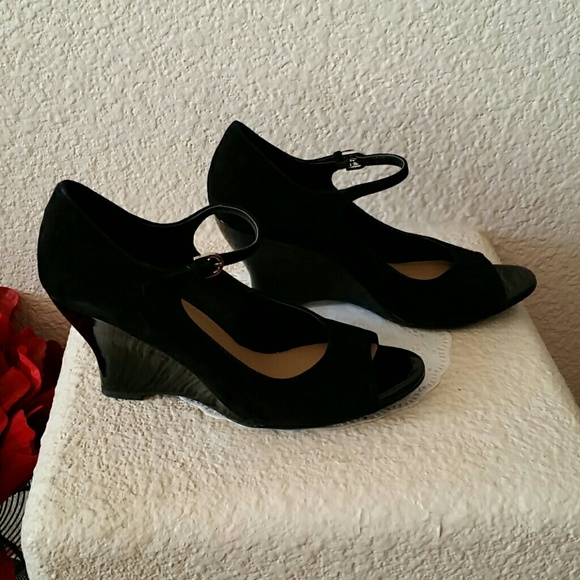Franco Sarto black suede wedge - Picture 2 of 4