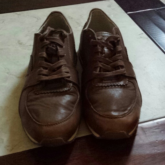 mens sneakers