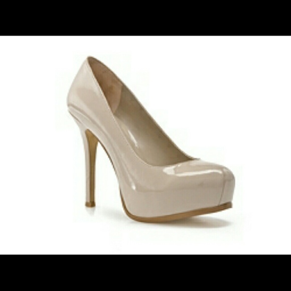 JS by Jessica Dash Pump