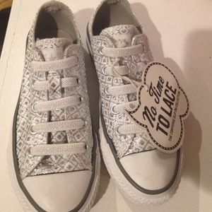 Converse toddler shoes