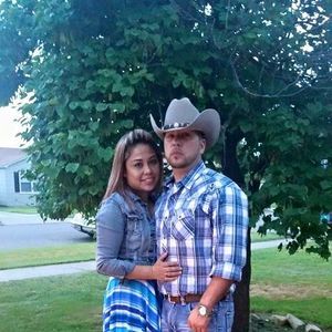 Meet your Posher, Derek n anabel