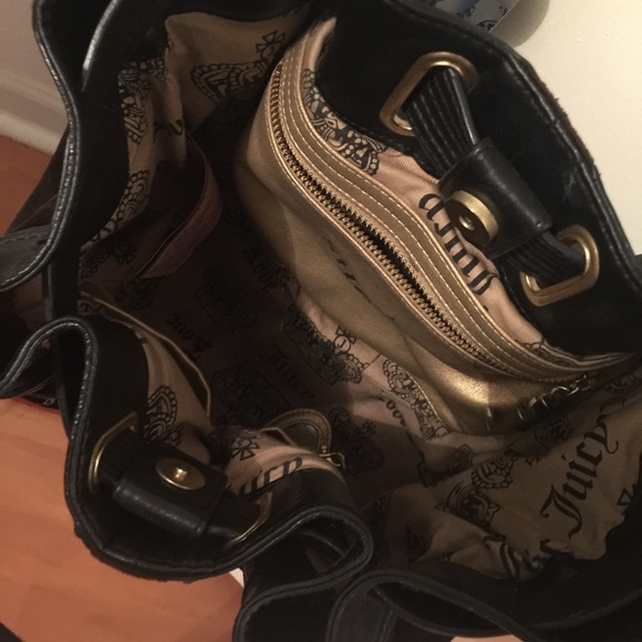 FINAL SALE!🎉Juicy Couture Heritage Crest Handbag - Picture 2 of 2