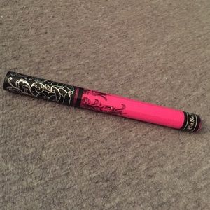 Kat Von d backstage Bambi