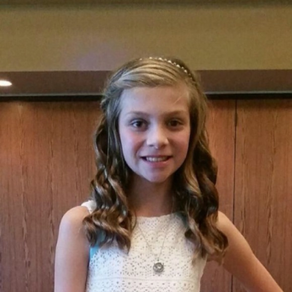 Meet your Posher, Taylor - Picture 1 of 1