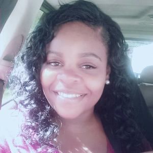 Meet your Posher, Brittney